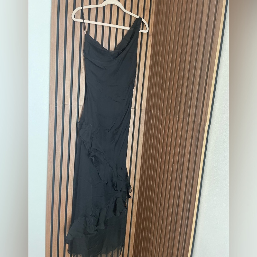 House of cb Elegant Black Ruffle Dress - Picture 5 of 7